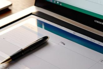 Guide on how to create a monthly budget.